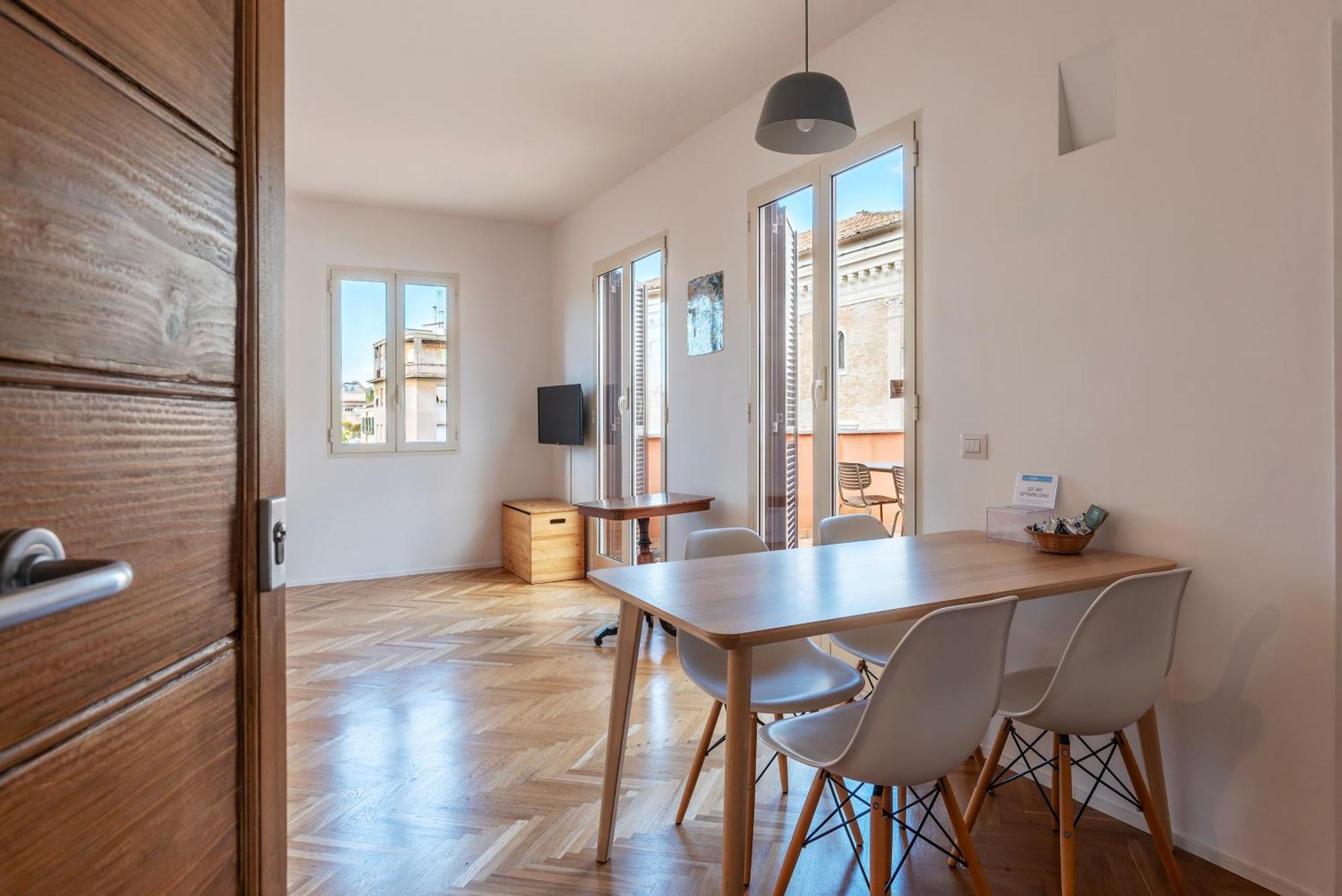 Apartment With Terrace In Via Del Pellegrino - Fromhometoروما المظهر الخارجي الصورة
